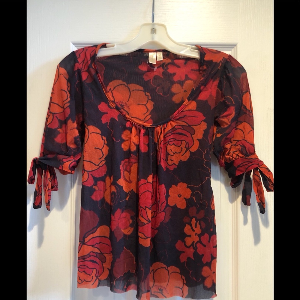 Daisy & Clover Red and Black Floral Short Sleeve Blouse Size XS
